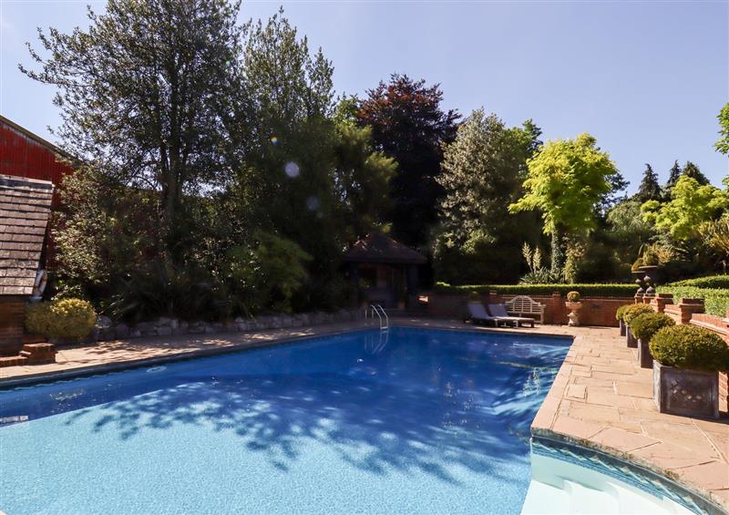 Enjoy the swimming pool at Willow Cottage, Dartford