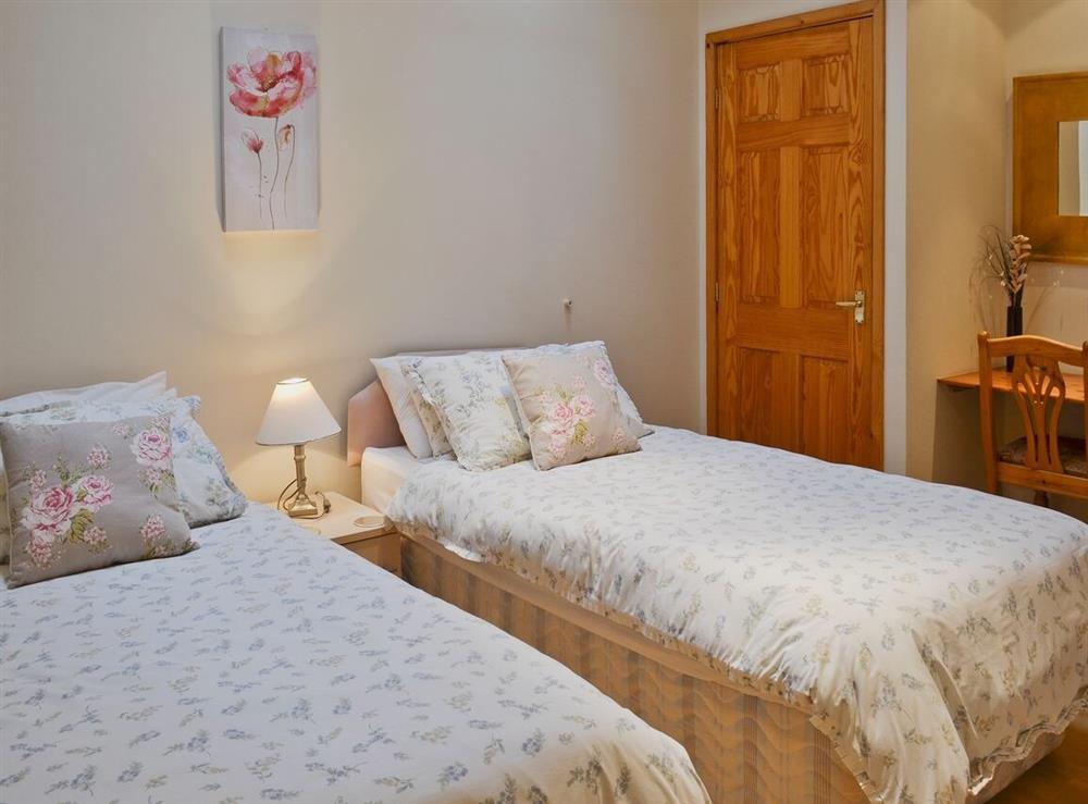 Twin bedroom at Willow Cottage in Driffield, North Humberside