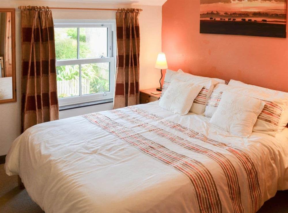 Cosy and welcoming double bedroom at Willow Cottage in Newquay, Cornwall