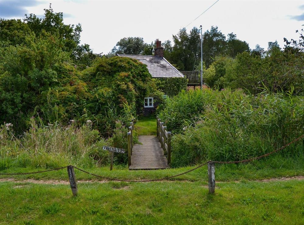 Surrounding area at Willow Cottage in Repps with Bastwick, near Martham, Norfolk