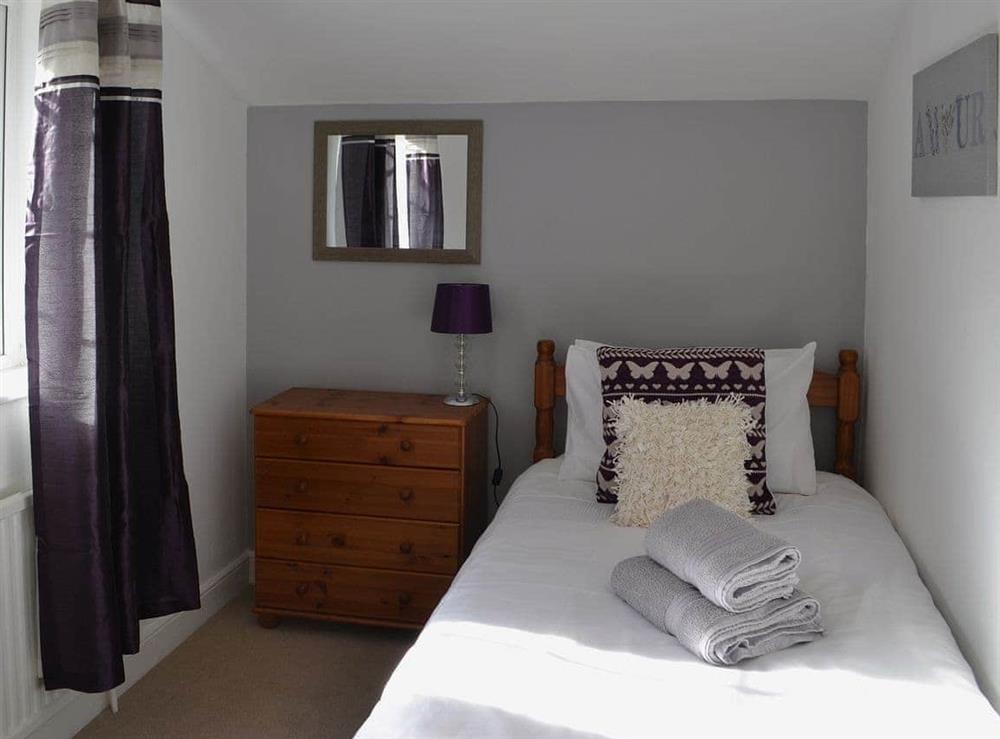 Single bedroom at Willow Cottage in Warkworth, Northumberland