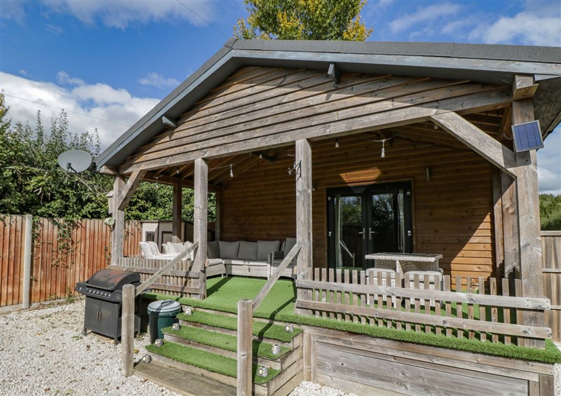 The setting at Willow Cottage, Whiteparish