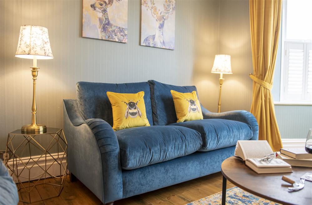 Sitting room with comfortable seating at Willow Garth, Leyburn