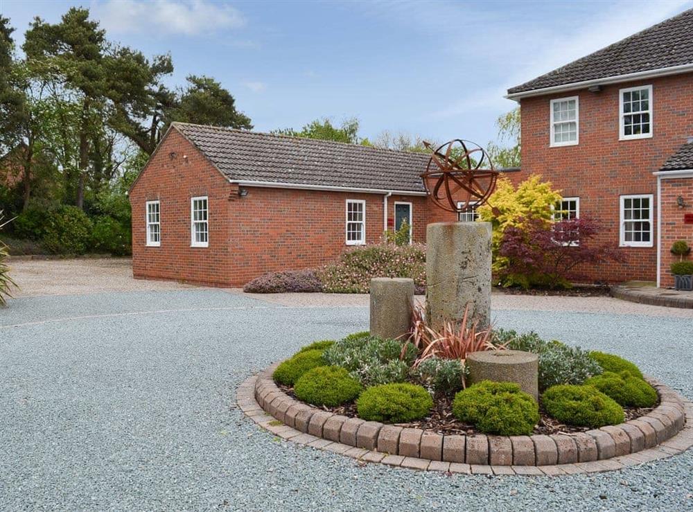 Charming holiday home at Willow Lodge in Bubwith, near Selby, North Yorkshire