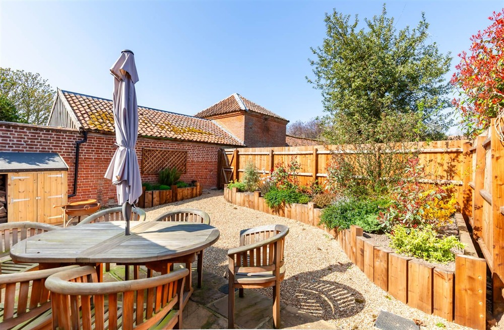 Willow Tree House (photo 3) at Willow Tree House in Norwich, Norfolk