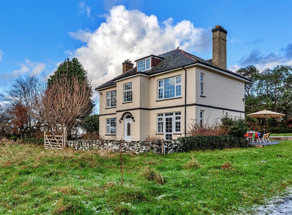 Exterior at Willow View in Llanddwywe, Gwynedd