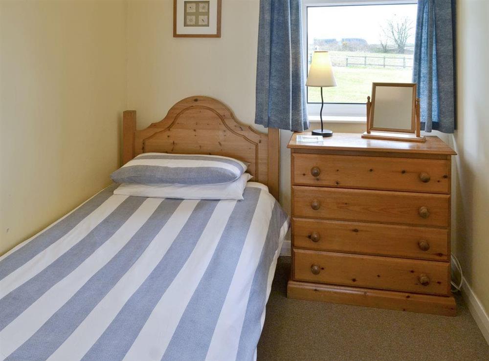 Relaxing single bedroom at Willow in Woolsery, near Clovelly, Devon