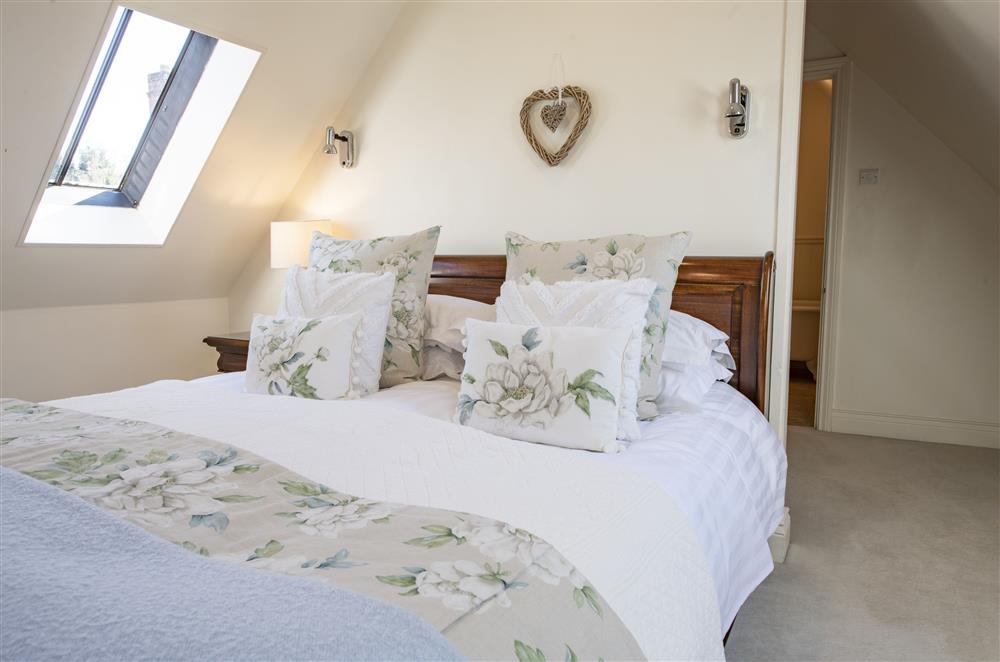 Bedroom two with a 5’ king-size bed at Willowgarth House, Northallerton, North Yorkshire