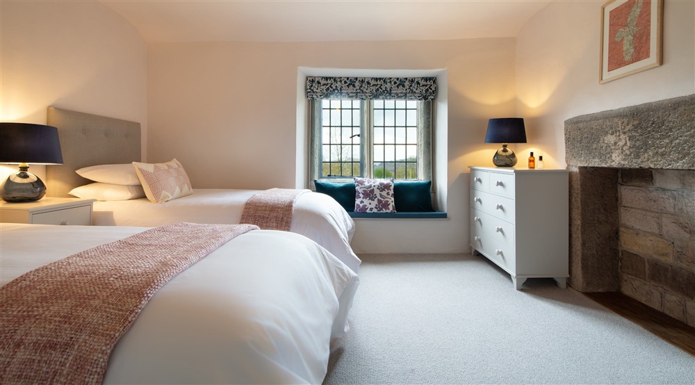 The twin bedroom at Wilson Farmhouse in Hope Valley, Derbyshire