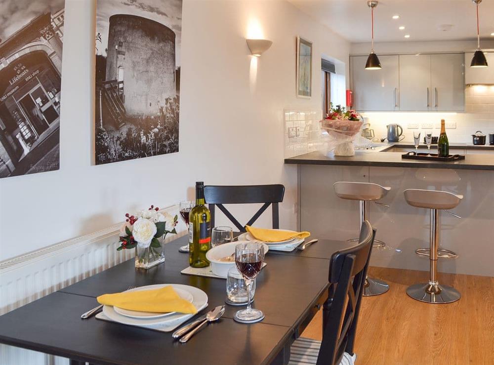 Wonderful dining area and adjacent kitchen at Windmill Barn in Windmill Hill, near Hailsham, East Sussex