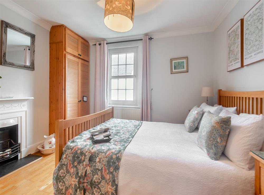Double bedroom (photo 2) at Windsor Cottage in Windsor, Berkshire