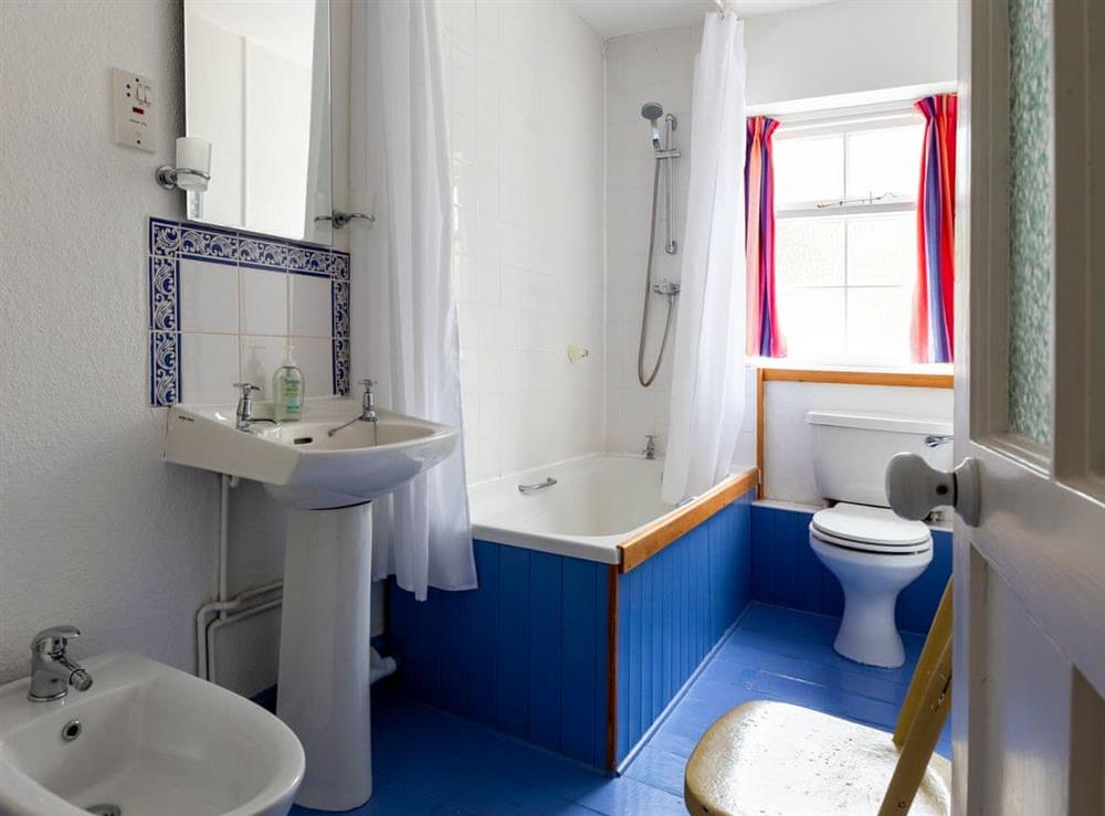 Bathroom at Windward House in Salcombe, Devon