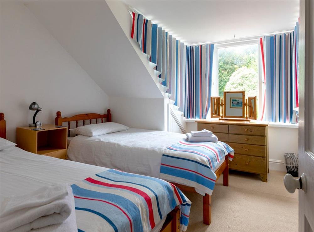 Twin bedroom (photo 2) at Windward House in Salcombe, Devon
