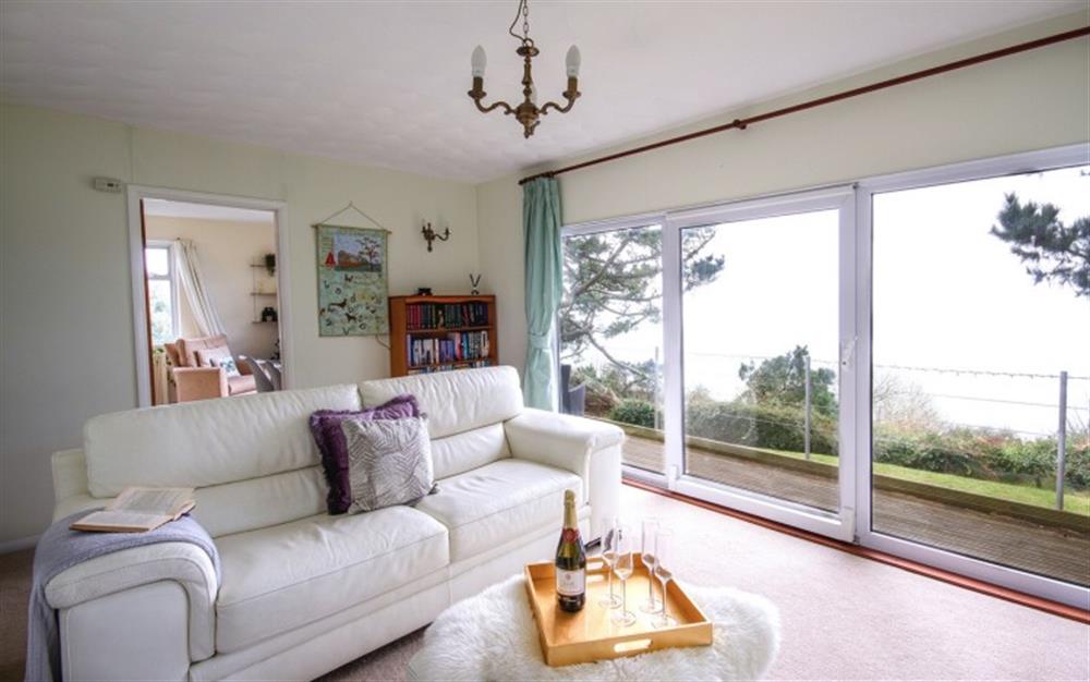 The living room at Windwhistle in Looe