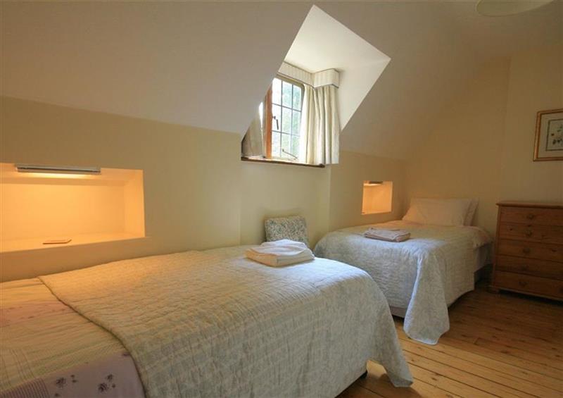 A bedroom in Windy Ridge Cottage at Windy Ridge Cottage, Longborough