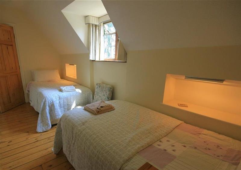 One of the 3 bedrooms at Windy Ridge Cottage, Longborough