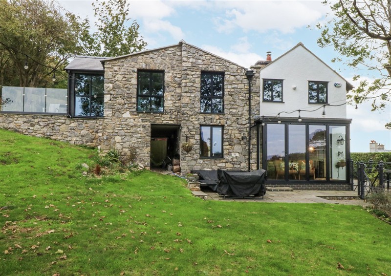 Outside at Windyridge, Gwaenysgor