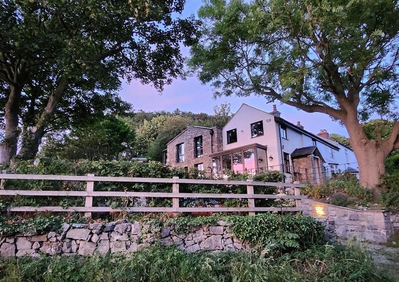 The setting (photo 3) at Windyridge, Gwaenysgor