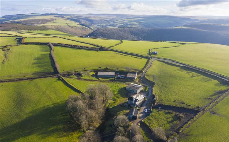 The setting around Wingate Farm