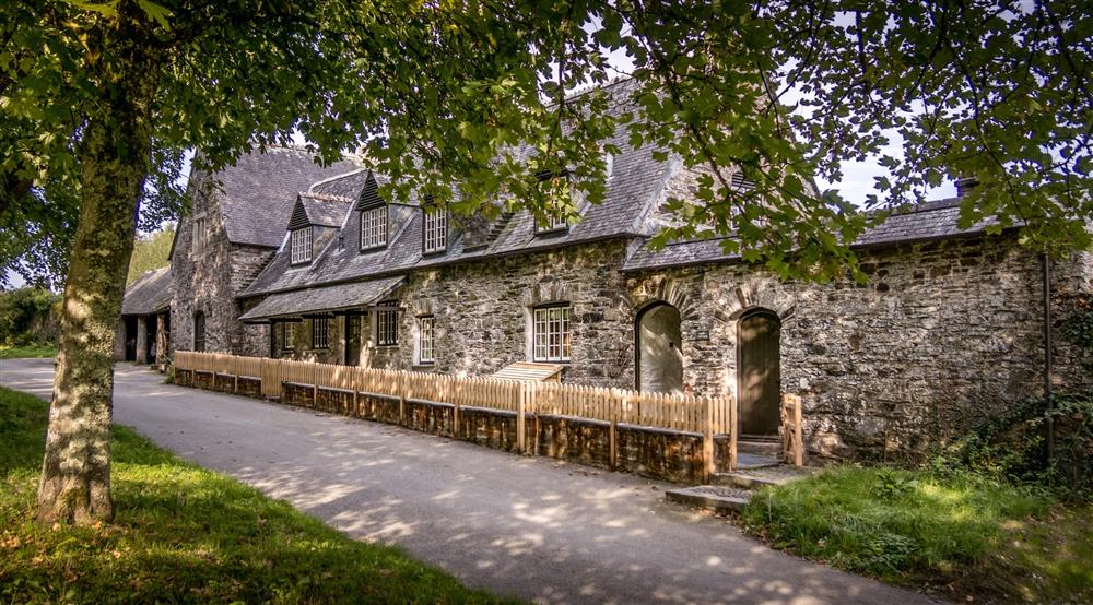 The exterior of Cotehele Dairy Cottage, Cornwall at Winnianton Farmhouse in Helston, Cornwall