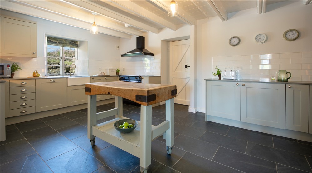 The kitchen (photo 2) at Winnianton Farmhouse in Helston, Cornwall