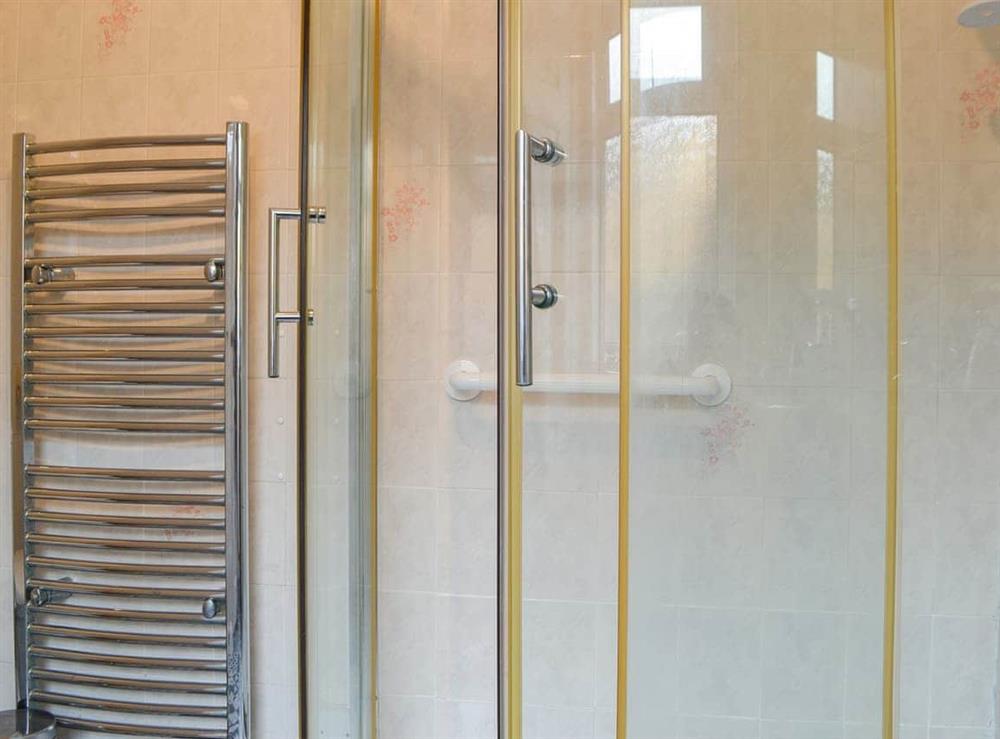Shower room (photo 3) at Winnies House in Fletchertown, Cumbria