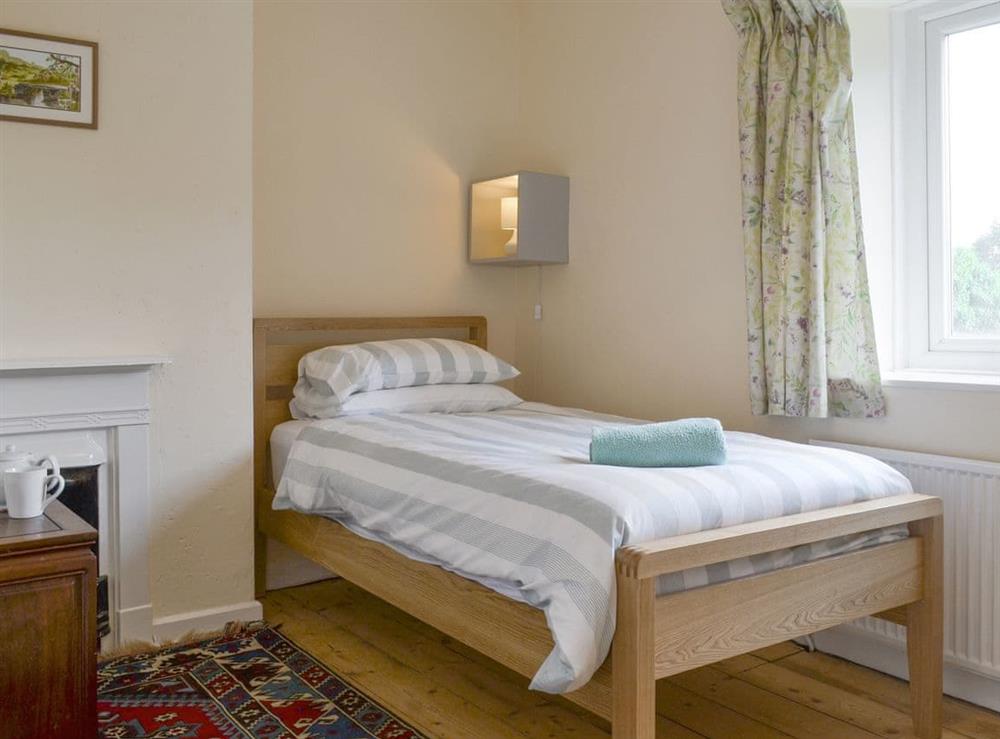 Good-sized single bedroom at Winscott Cottage in Holsworthy, near Bude, Devon
