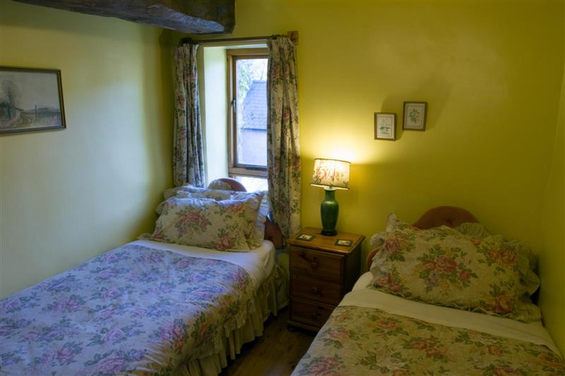Twin bedroom at Winsford Cottage, Near Dunster