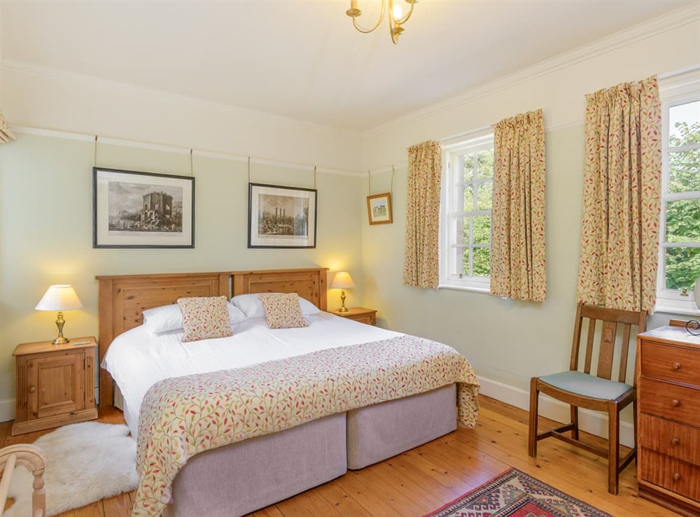 Double bedroom (photo 2) at Winton Cottage in Pencaitland, East Lothian