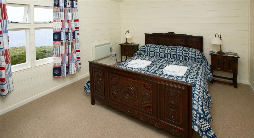 The bedroom at Wireless Cottage in Helston, Cornwall