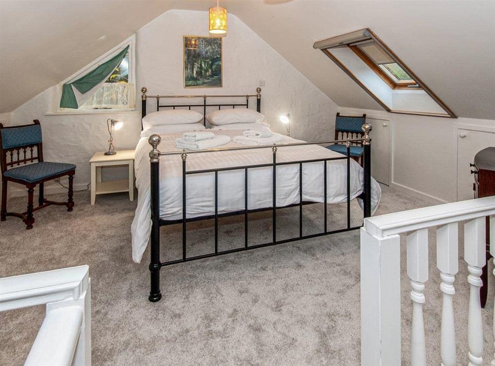A bedroom in Wisteria Lodge at Wisteria Lodge in Preseli Hills, Pembrokeshire, Dyfed