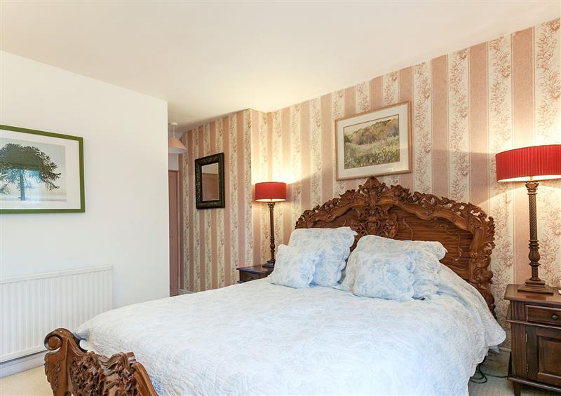 This is a bedroom at Wisteria Suite, Dittisham