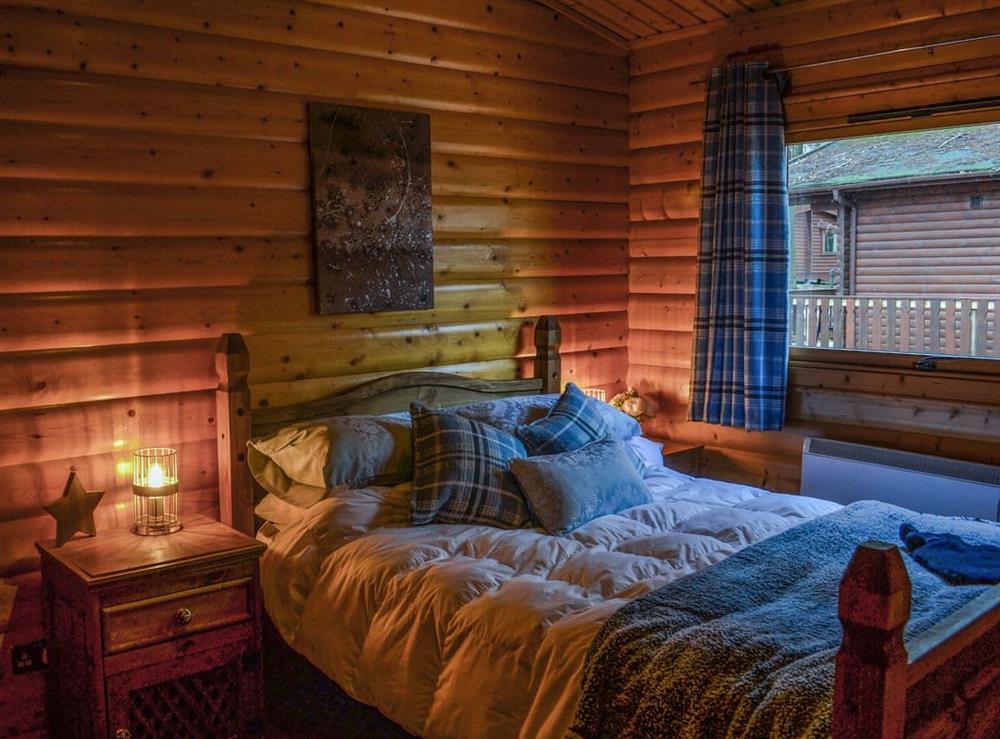 Double bedroom at Kenwick Lodge, 