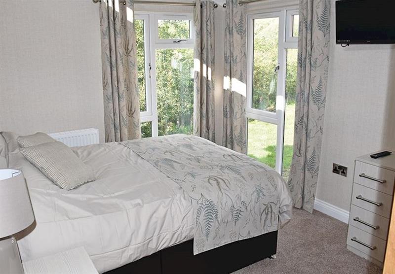 Double bedroom at the Glen Mhor 3 at Wold View Lodges in Claxby, Nr Market Rasen