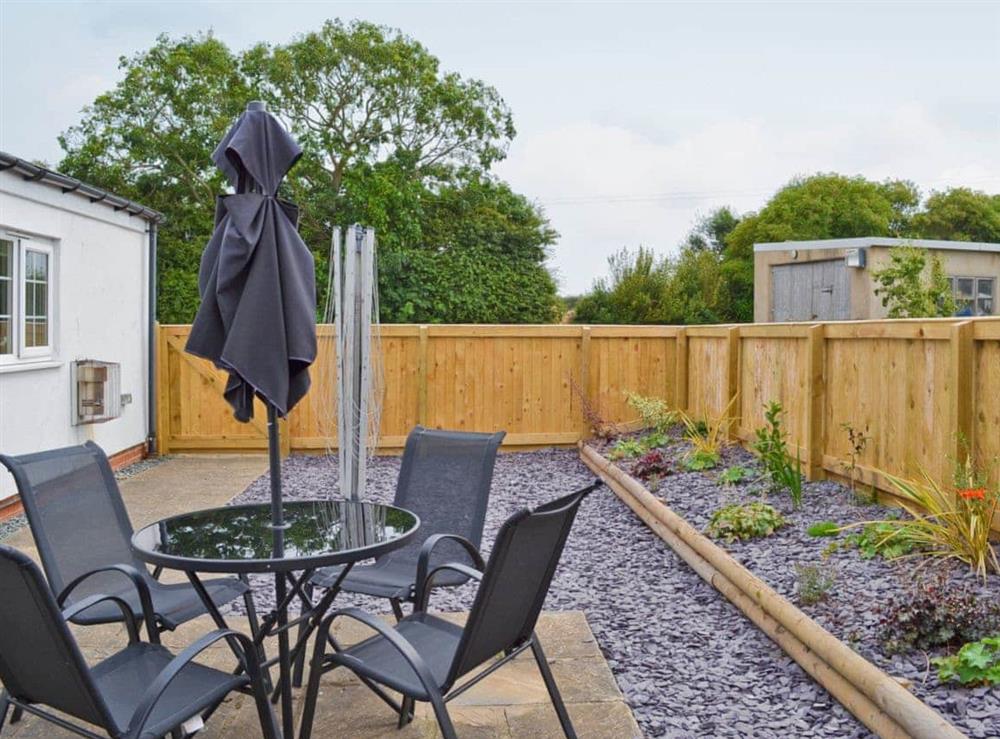Sitting-out-area at Wold View in Newbiggin Gardens, Filey, North Yorkshire