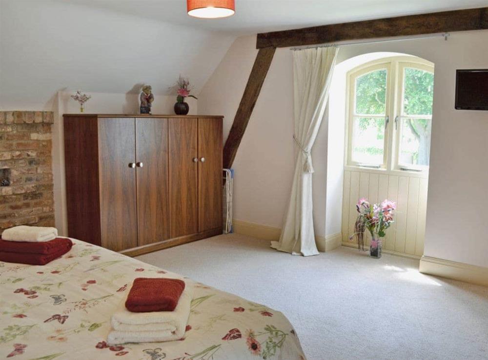 Double bedroom (photo 2) at Woldsend Holiday Cottages: Granary Cottage in Rillington, North Yorkshire., Great Britain
