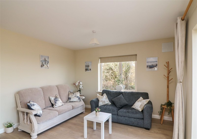 The living room at Wood Beach Lodge, Grange near Fethard-On-Sea
