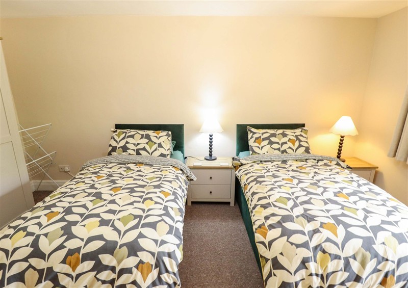 A bedroom in Wood Farm Cottage at Wood Farm Cottage, Stickney near East Kirkby