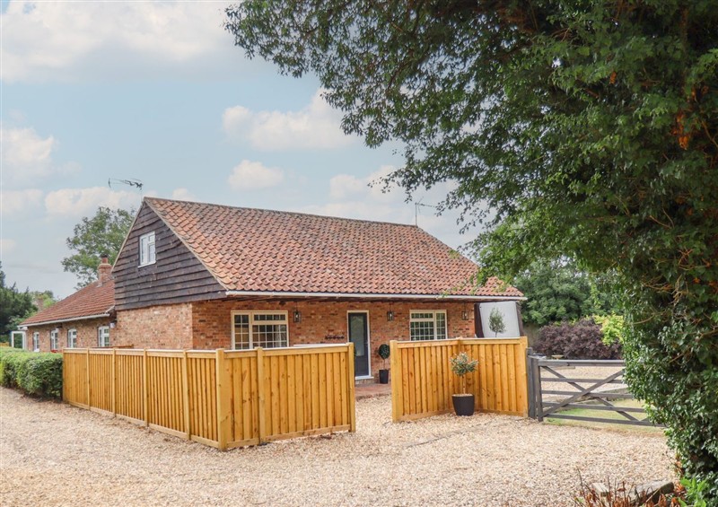 Outside (photo 2) at Wood Farm Cottage, Stickney near East Kirkby