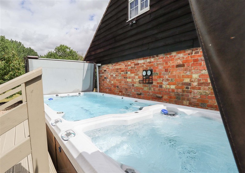 The swimming pool (photo 3) at Wood Farm Cottage, Stickney near East Kirkby