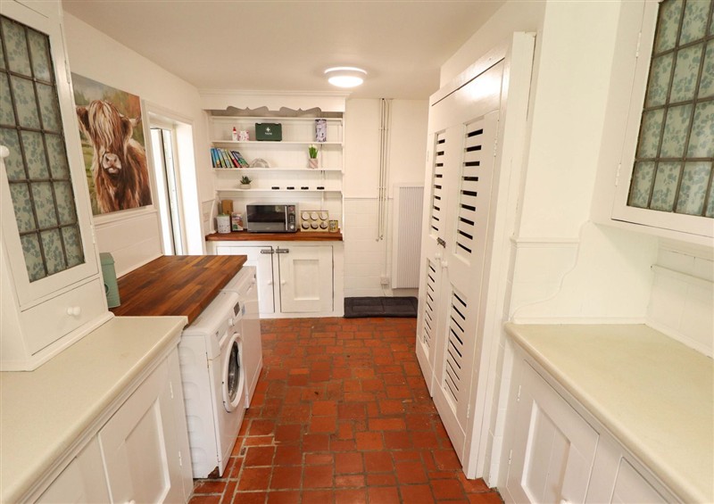 This is the kitchen (photo 2) at Wood Farm Cottage, Stickney near East Kirkby