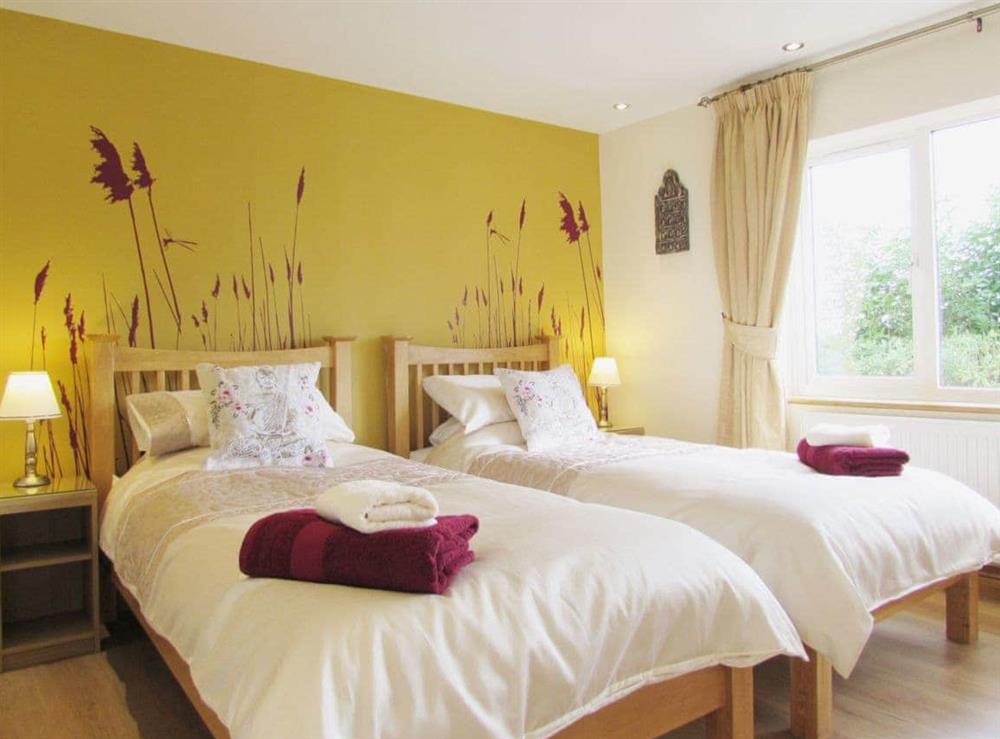 Lovely sunny twin bedded room can be super king size on request