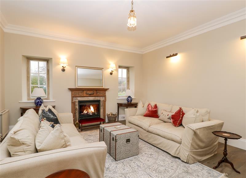 Relax in the living area at Wood Stanway House, Toddington