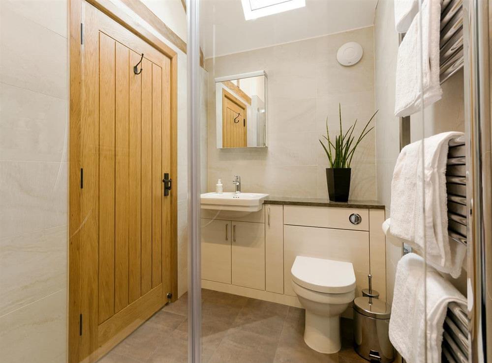 Ideal en-suite shower room at The Calf Shed, 