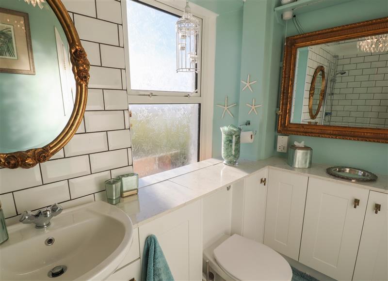 The bathroom (photo 3) at Woodbine Cottage, Allonby