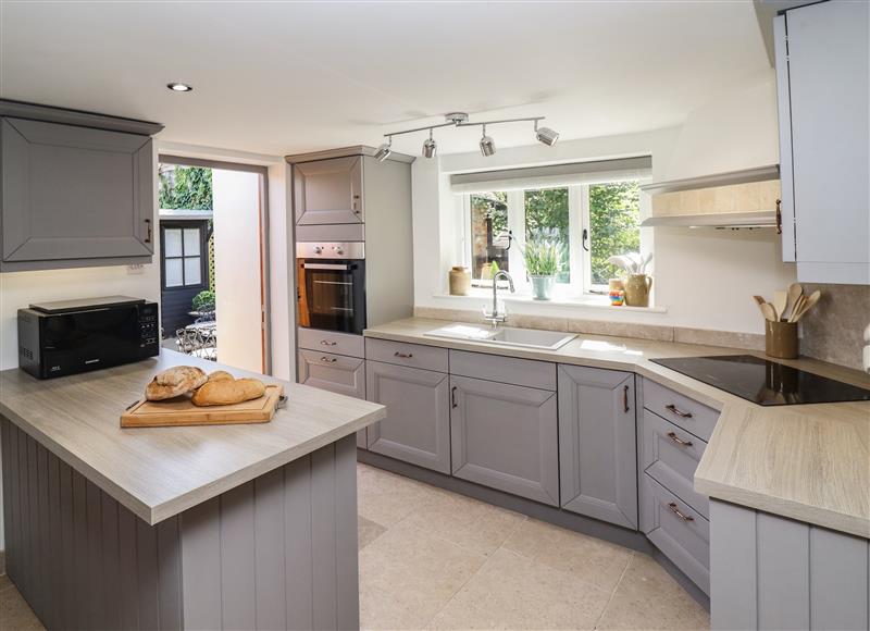 Kitchen (photo 2) at Woodbine Cottage, Cleeve Prior near Bidford-On-Avon