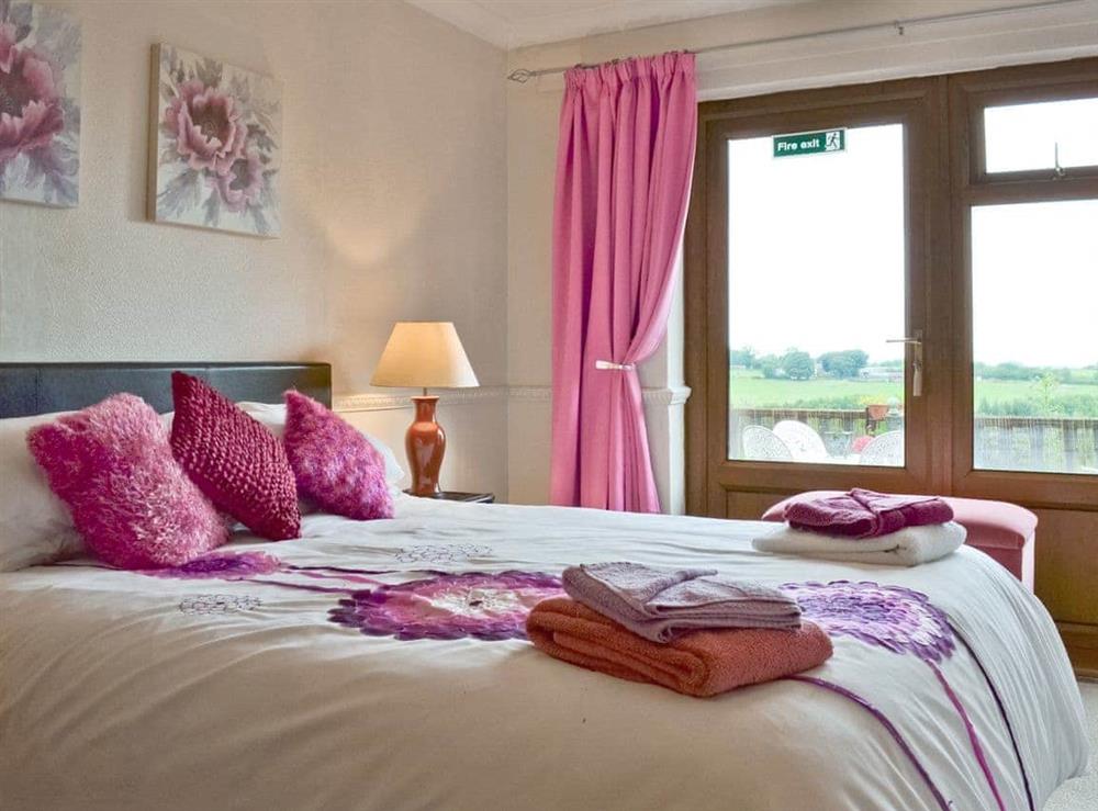 Double bedroom at Woodend Bungalow in Huthwaite, near Sutton-in-Ashfield, Nottinghamshire