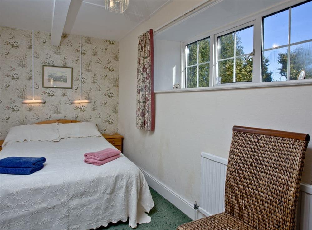 Peaceful double bedroom at Chinkwell, 