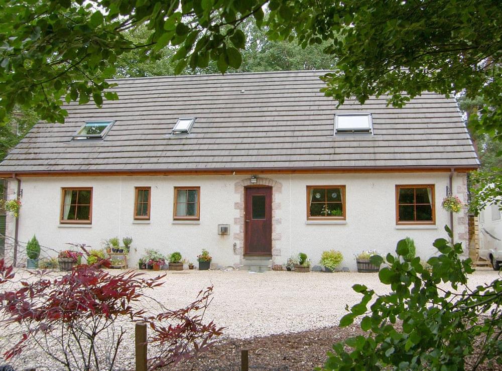 Charming holiday home at Woodland Lodge in Boat of Garten, near Aviemore, Inverness-Shire