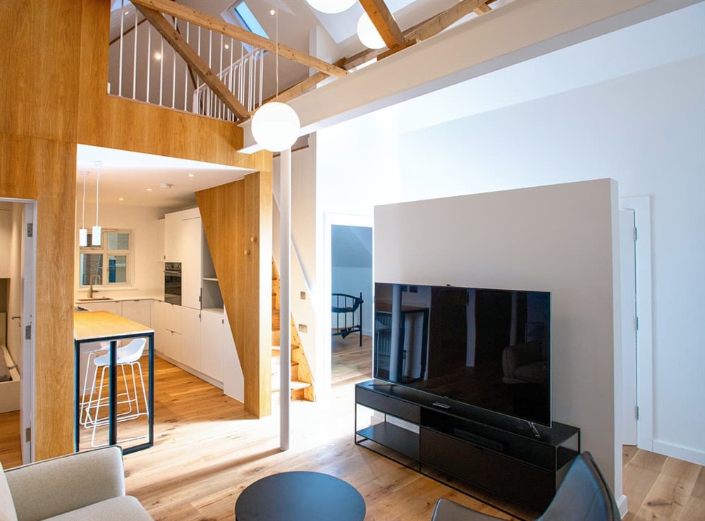 Living area (photo 2) at Woodland View in The Vale, near Chesham, Buckinghamshire